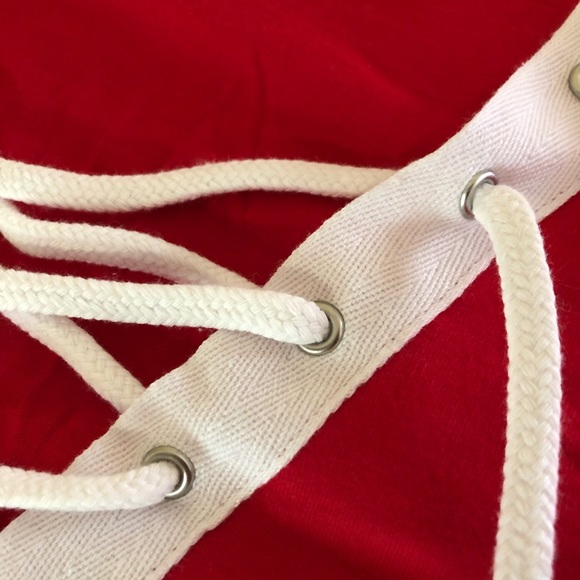 NWOT VS PINK Wisconsin Badgers Jump Around Tee | M - Picture 8 of 10